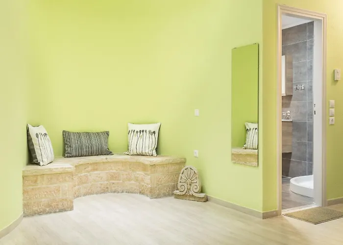 Comfort Kolonaki Stay - Piano & Art